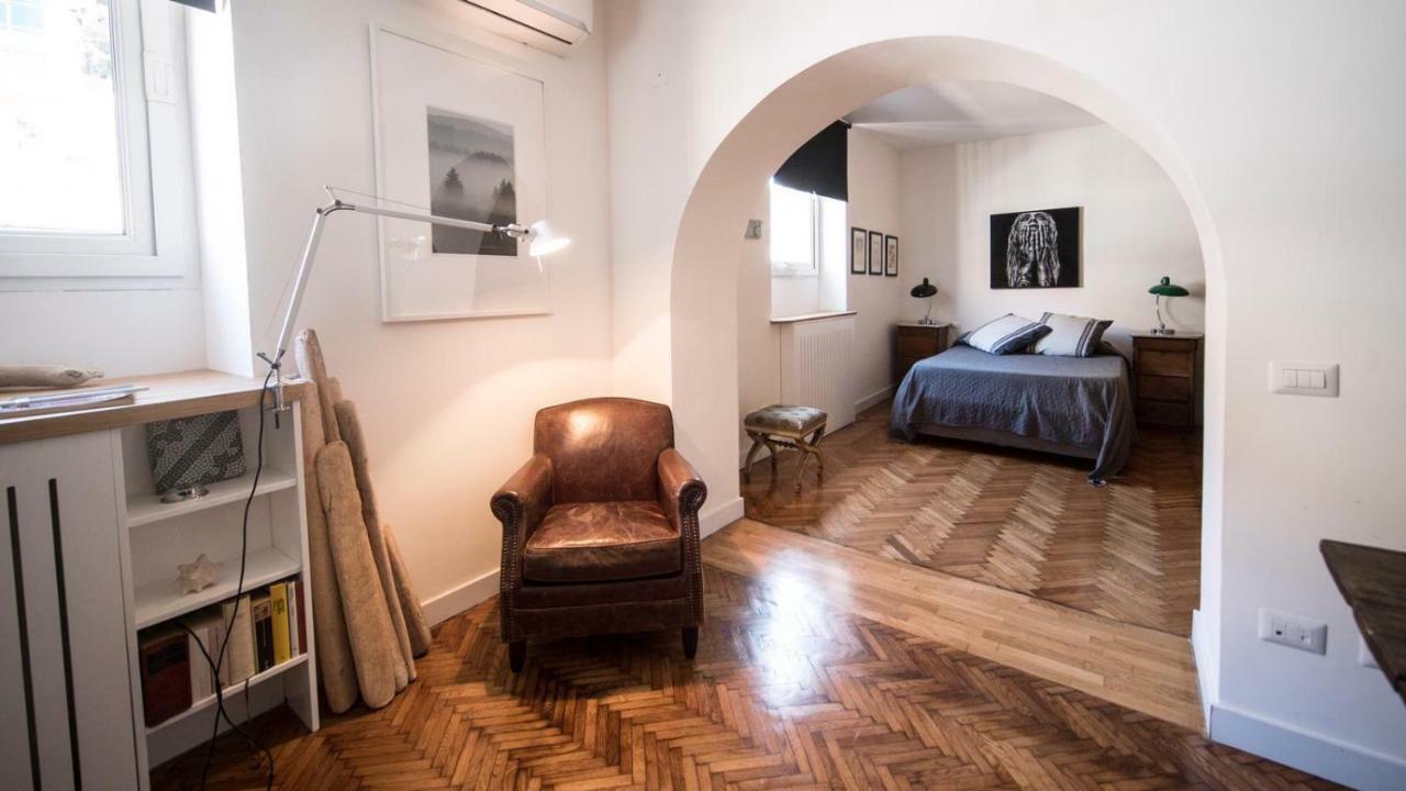 Na-Locanda A Due Passi Dal Mare Napoli Bagian luar foto